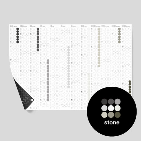 dot on Jahresplaner Wandkalender mit Klebepunkten im Querformat 100x69 cm beklebt mit Klebepunkten in Grautönen hellgrau dunkelgrau stone kiesel beidseitig bedruckt schwarze und weiße Seite