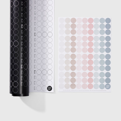 Jahresplaner 2025 mit Klebepunkten | Nordic Edition | in 4 Formaten - dot on