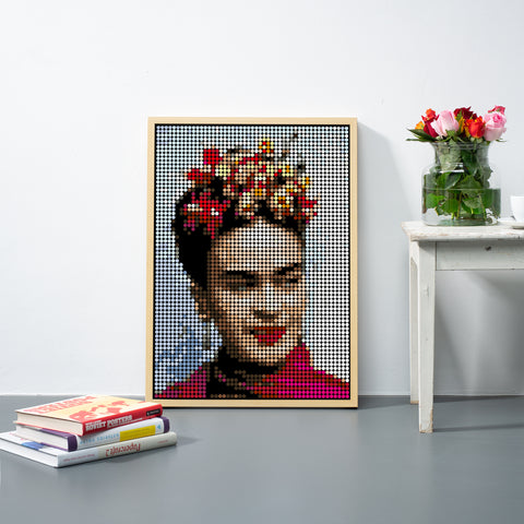 Pixelart | Kleben nach Zahlen-Set mit Stickern | Motiv: Frida | 50x70 cm - dot on