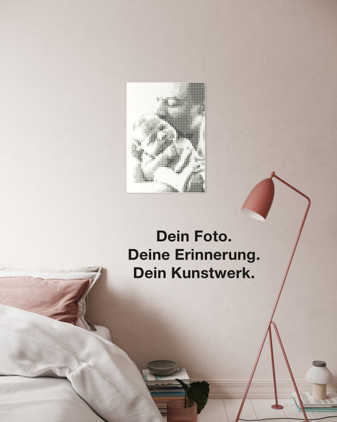 dot on Pixelart Poster mit Klebepunkten Motiv Mann und Baby an Zimmerwand 